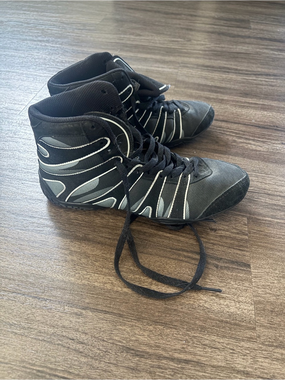 Contender fight sports shoes